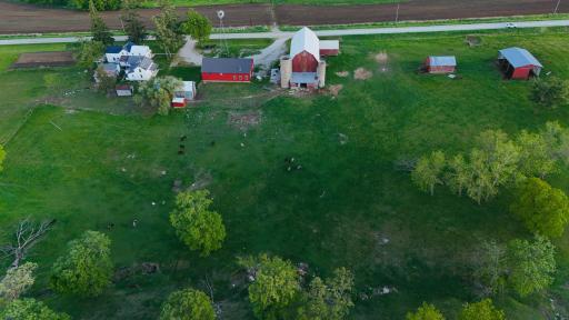 dji_fly_20250522_191322_0031_1748266103963_photo.jpeg