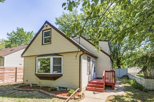 2732 France Avenue N, Minneapolis, MN 55422