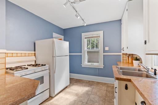 342 Warwick Street, Saint Paul, MN 55105