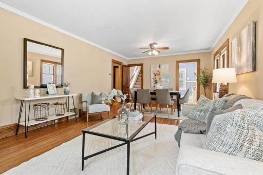 342 Warwick Street, Saint Paul, MN 55105