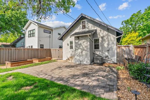 342 Warwick Street, Saint Paul, MN 55105