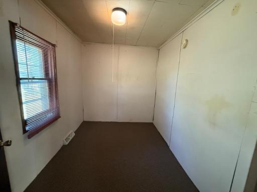 65 6th Avenue S, Motley, MN 56466
