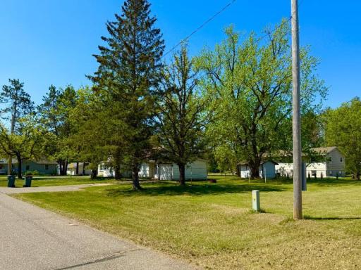 65 6th Avenue S, Motley, MN 56466
