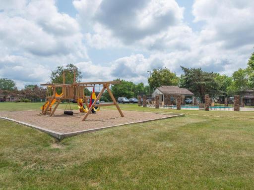 6540 84th Court N, Minneapolis, MN 55445