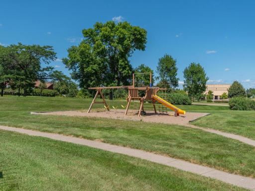 6540 84th Court N, Minneapolis, MN 55445
