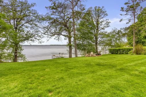 1522 E Shore Drive, Detroit Lakes, MN 56501