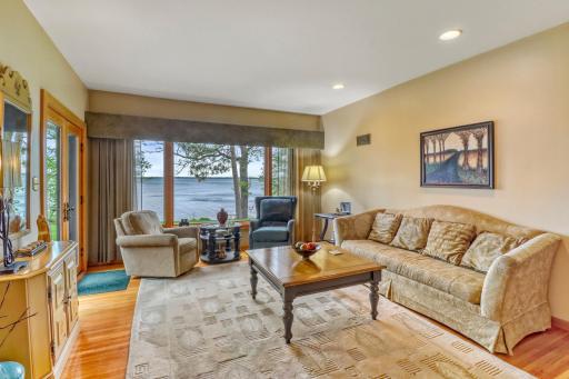 1522 E Shore Drive, Detroit Lakes, MN 56501
