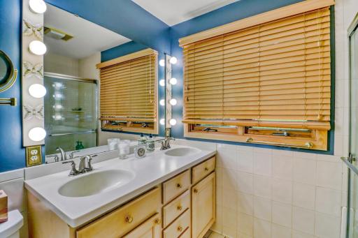 1522 E Shore Drive, Detroit Lakes, MN 56501