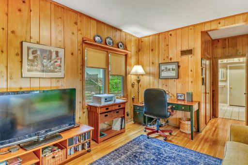1522 E Shore Drive, Detroit Lakes, MN 56501