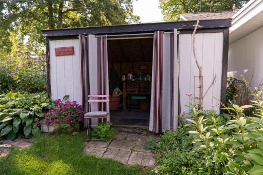 1522 E Shore Drive, Detroit Lakes, MN 56501