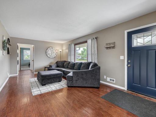 752 109th Avenue NE, Minneapolis, MN 55434