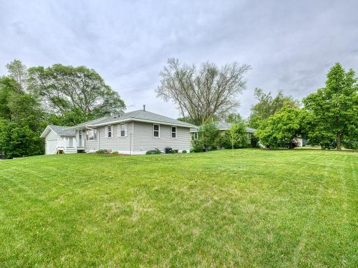 752 109th Avenue NE, Minneapolis, MN 55434