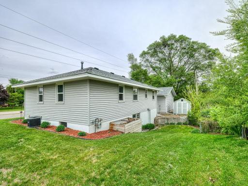 752 109th Avenue NE, Minneapolis, MN 55434