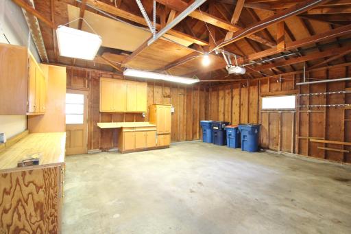 11201 Ewing Avenue S, Bloomington, MN 55431