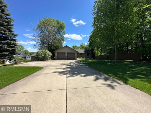 12296 Hart Avenue NW, Annandale, MN 55302