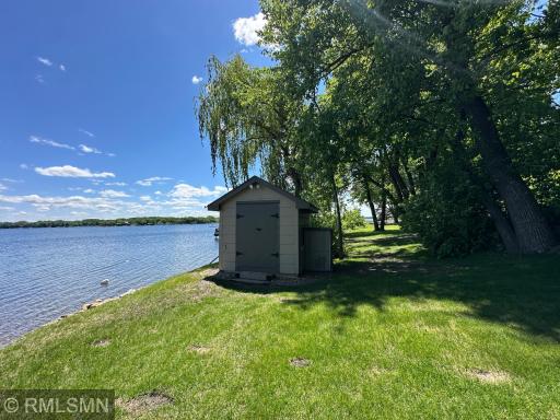 12296 Hart Avenue NW, Annandale, MN 55302