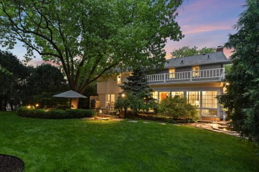 Fantastic yard with space for kids to play