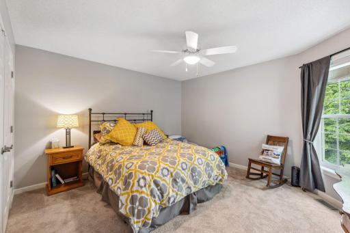 18764 Farmstead Circle, Eden Prairie, MN 55347