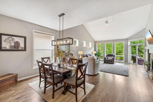 18764 Farmstead Circle, Eden Prairie, MN 55347