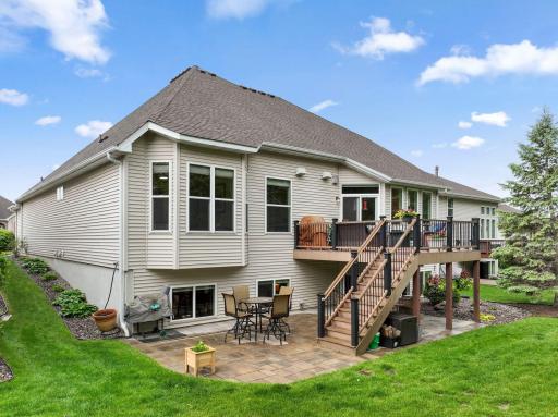 18764 Farmstead Circle, Eden Prairie, MN 55347