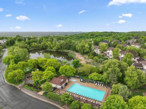 18764 Farmstead Circle, Eden Prairie, MN 55347