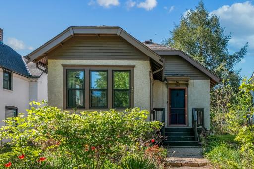 260 Winona Street W, Saint Paul, MN 55107