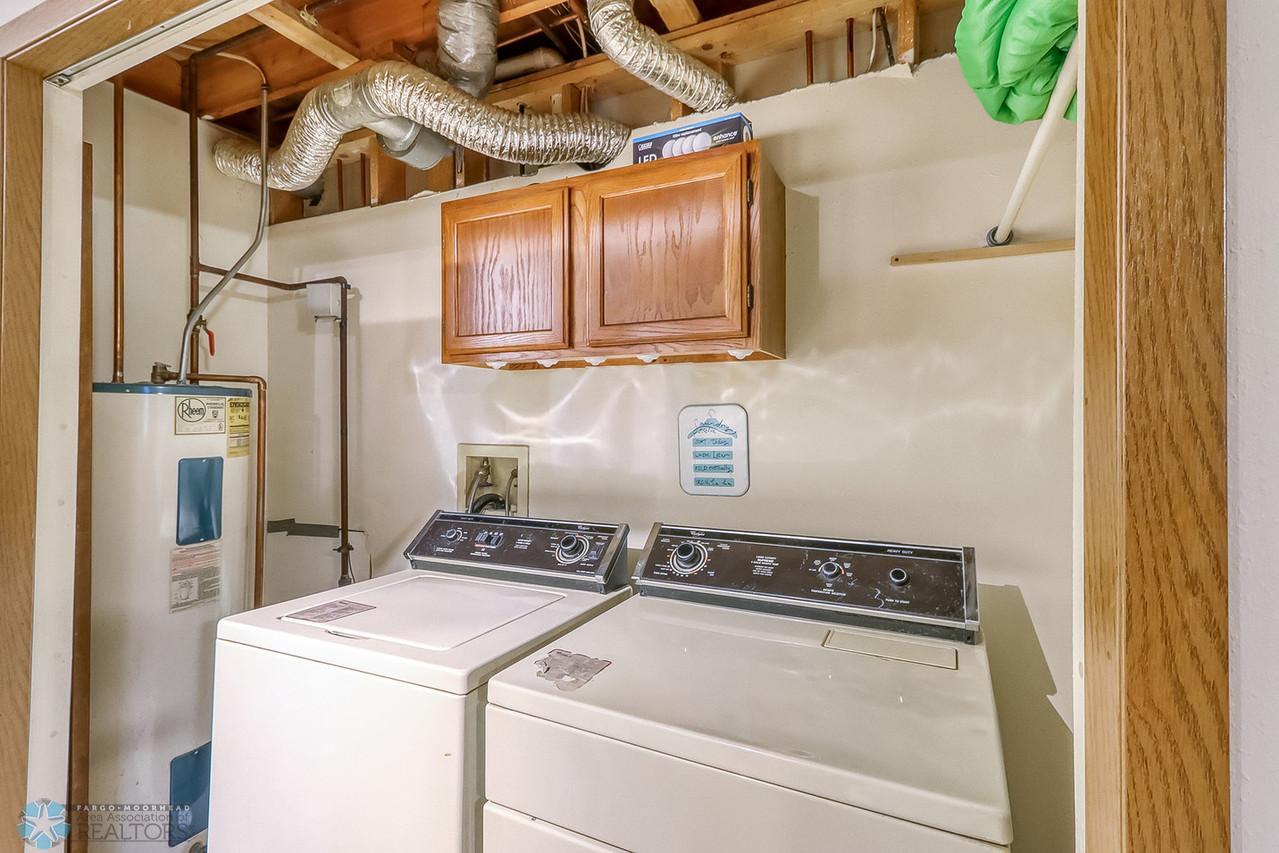 Laundry1_1-1280.jpg