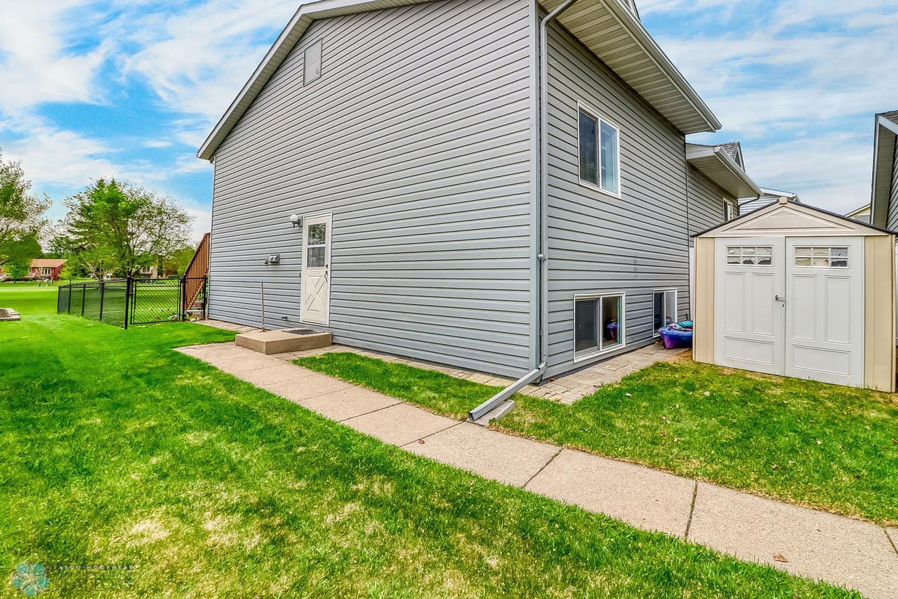 Exterior1_3-1280.jpg