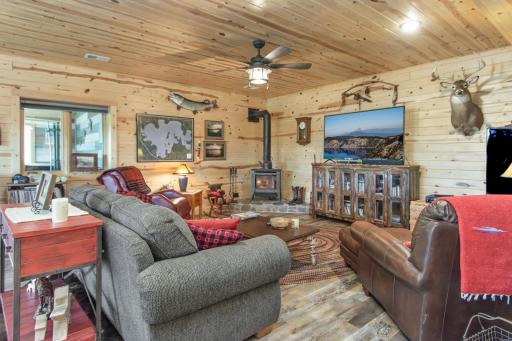 3007 Thoroughfare Drive, Cushing, MN 56443