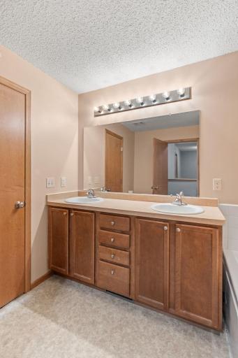 14077 Burgundy Way, 1702, Rosemount, MN 55068