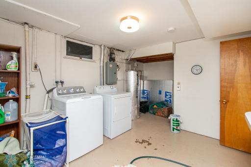 1613 13th Avenue N, Moorhead, MN 56560