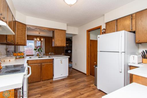 1613 13th Avenue N, Moorhead, MN 56560