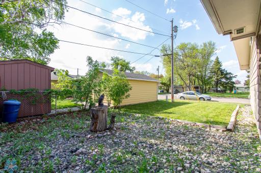 1613 13th Avenue N, Moorhead, MN 56560