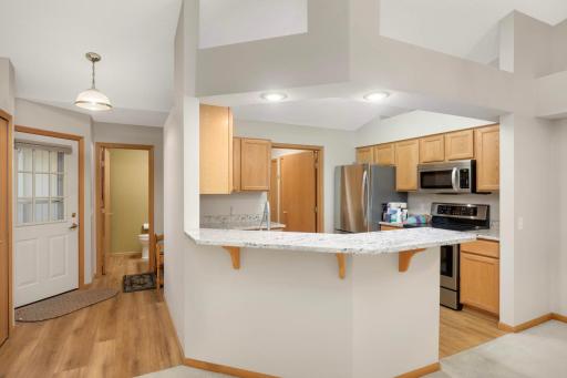 9432 Prairieview Trail N, Champlin, MN 55316