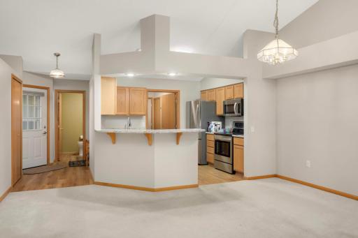 9432 Prairieview Trail N, Champlin, MN 55316