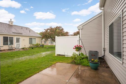 9432 Prairieview Trail N, Champlin, MN 55316