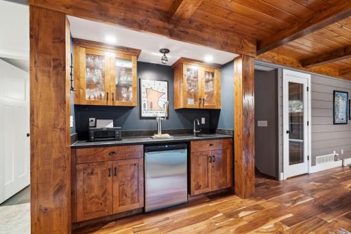 3115 Old County Road, Wayzata, MN 55391