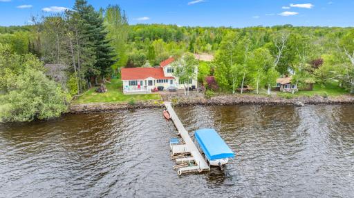 Stunning Setting on Beautiful Grindstone Lake with so much to offer!! Motivated Sellers!! Come take a look today!!