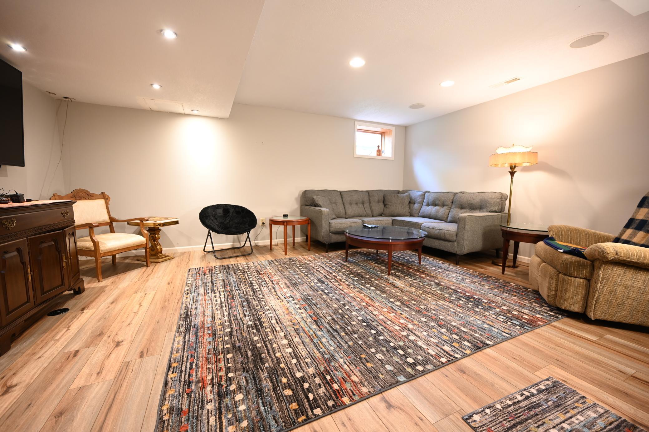 Finished lower level with additional bathroom and bedroom