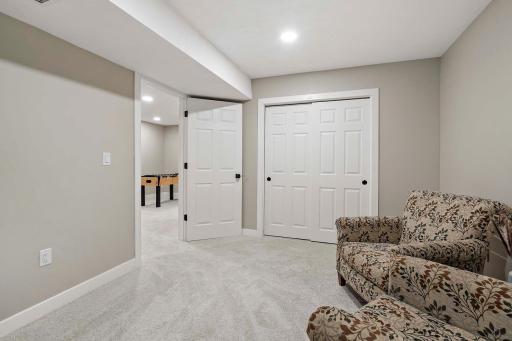 This space could be an uber quiet office space.