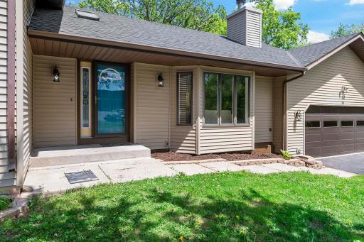 77 Emerson Avenue W, Saint Paul, MN 55118