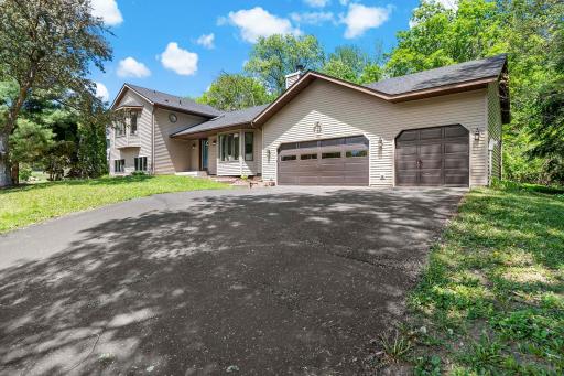 77 Emerson Avenue W, Saint Paul, MN 55118