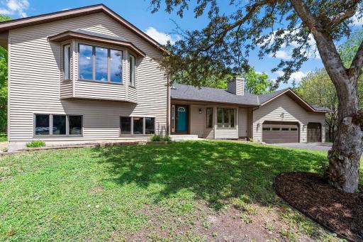 77 Emerson Avenue W, Saint Paul, MN 55118