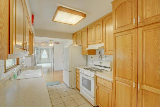 7733 Fairfield Road N, Minneapolis, MN 55444