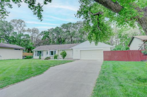 7733 Fairfield Road N, Minneapolis, MN 55444