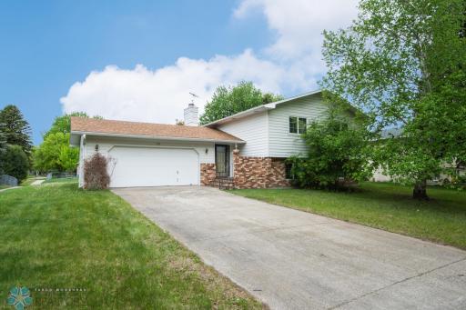 3713 4th Street S, Moorhead, MN 56560