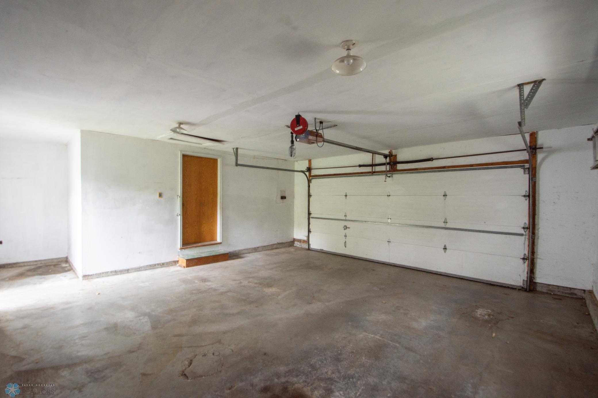 2 Stall Attached Garage