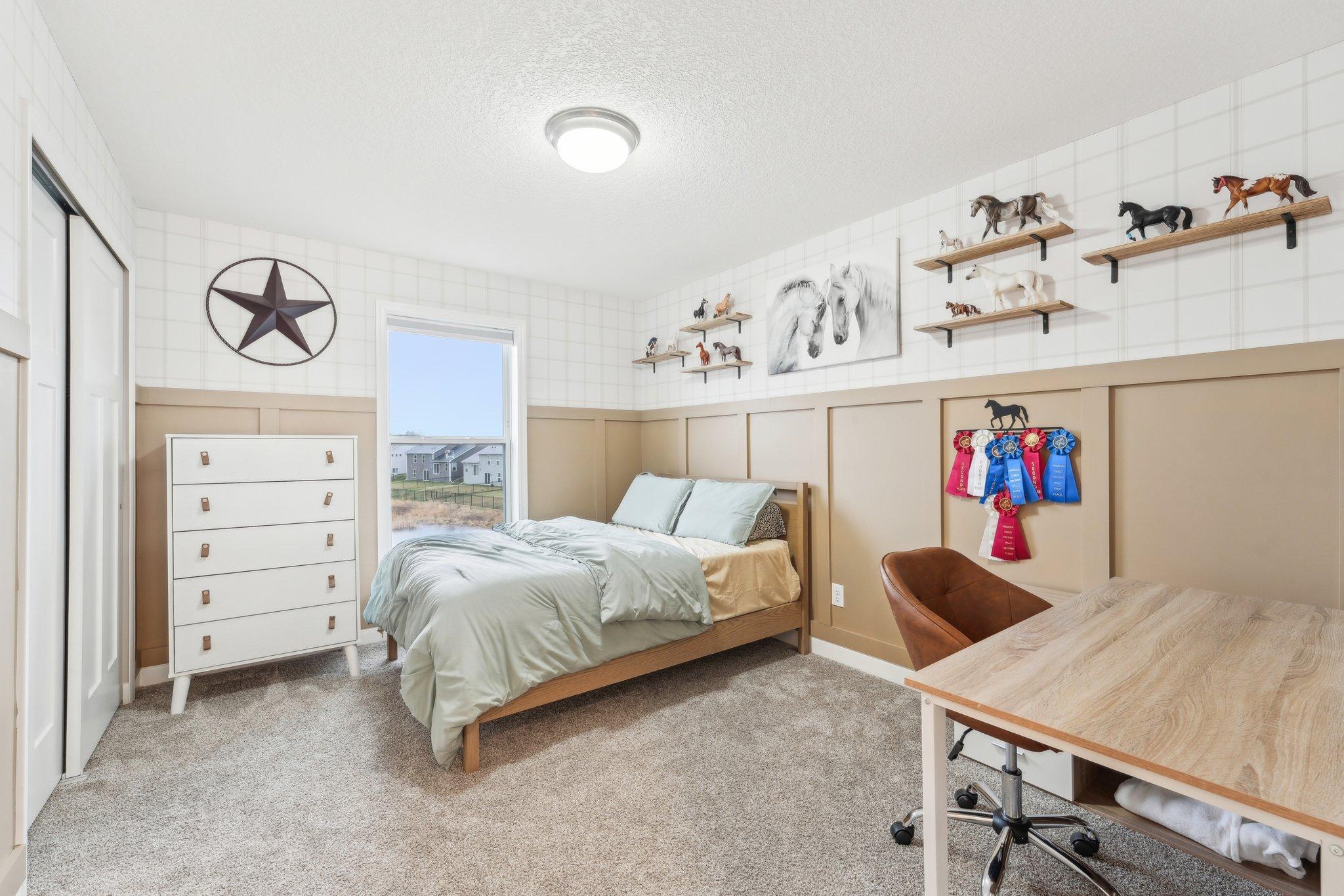29-web-or-mls-128th Ln NE-2504-029.jpg