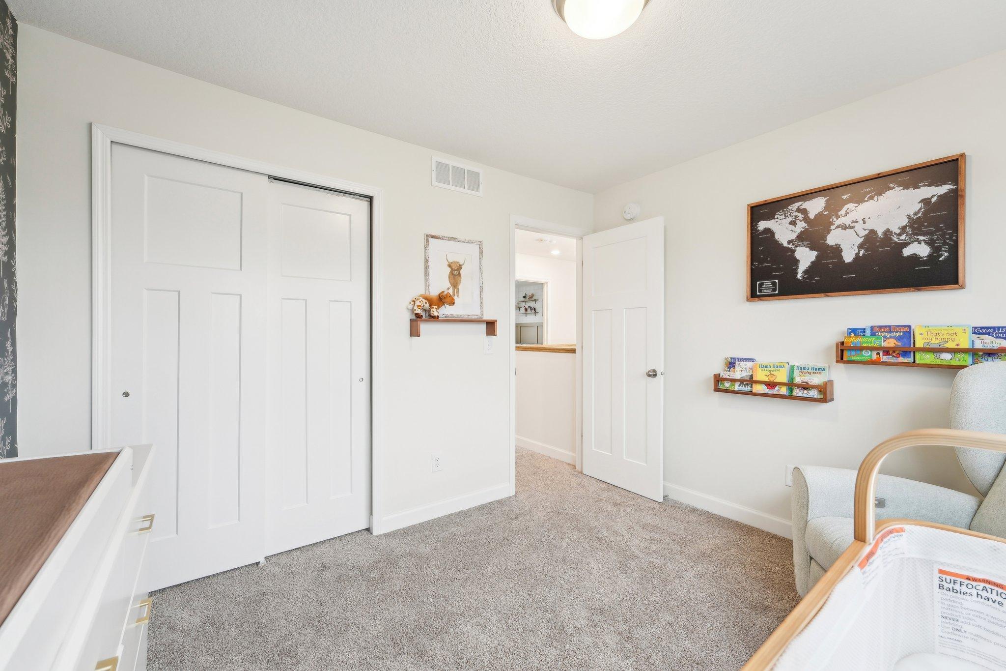 36-web-or-mls-128th Ln NE-2504-036.jpg