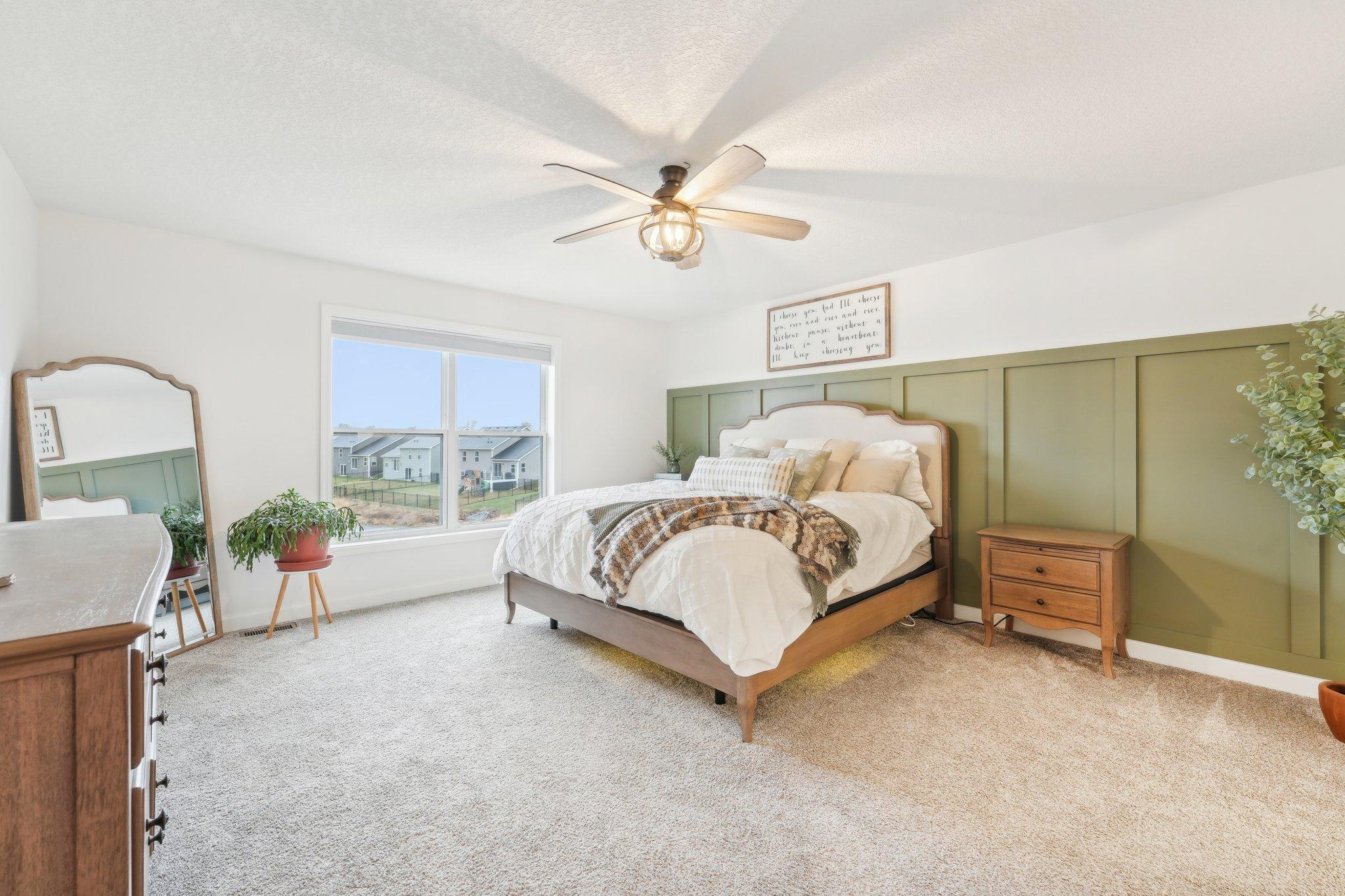 22-web-or-mls-128th Ln NE-2504-022.jpg